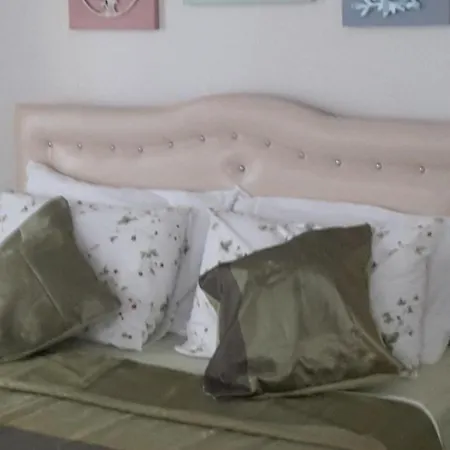 Pera Ayvalik Guest House *