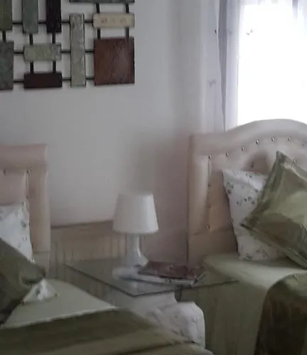 Pera Ayvalik Guest House ホテル *