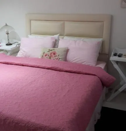 Otel Pera Ayvalik Guest House Ayvalı