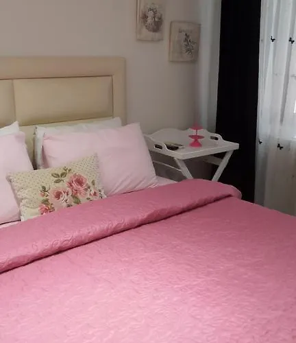 Pera Ayvalik Guest House Ayvalı